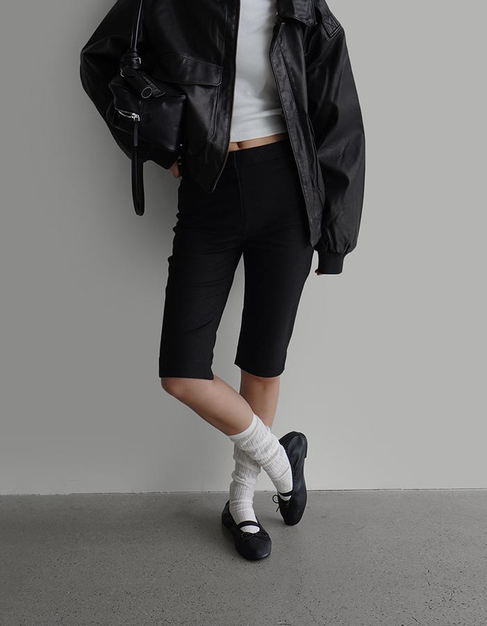 [by LAROOM｜오늘출발] 스판바이커팬츠