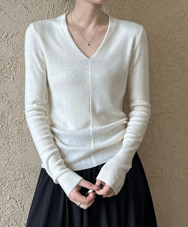 루시 울 블랜딩 브이넥 티셔츠