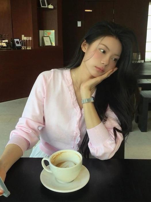 러플트리밍 브이넥 가디건 PS7OK307