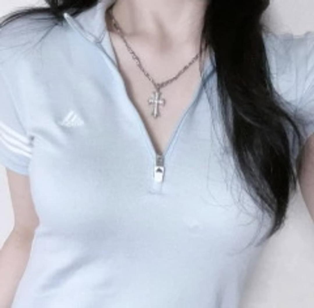 일본 빈티지 아디다스 흰하 시나모롤깔 딱붙카라 반집업 반팔 | 후루츠패밀리
