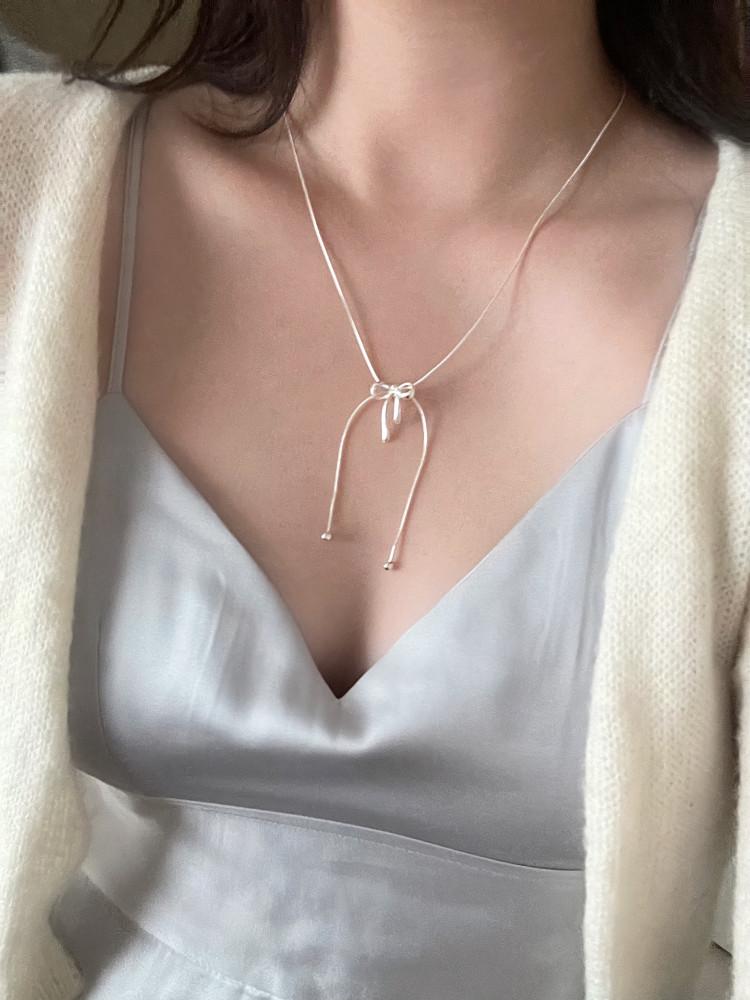 [모브닝/ 925 silver] 베르니 리본 드롭 레이어드 목걸이