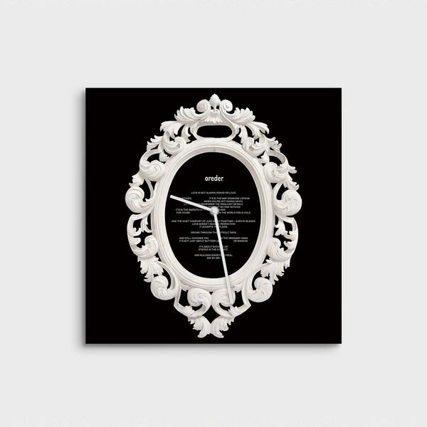 Vintage Clock - Noir Frame