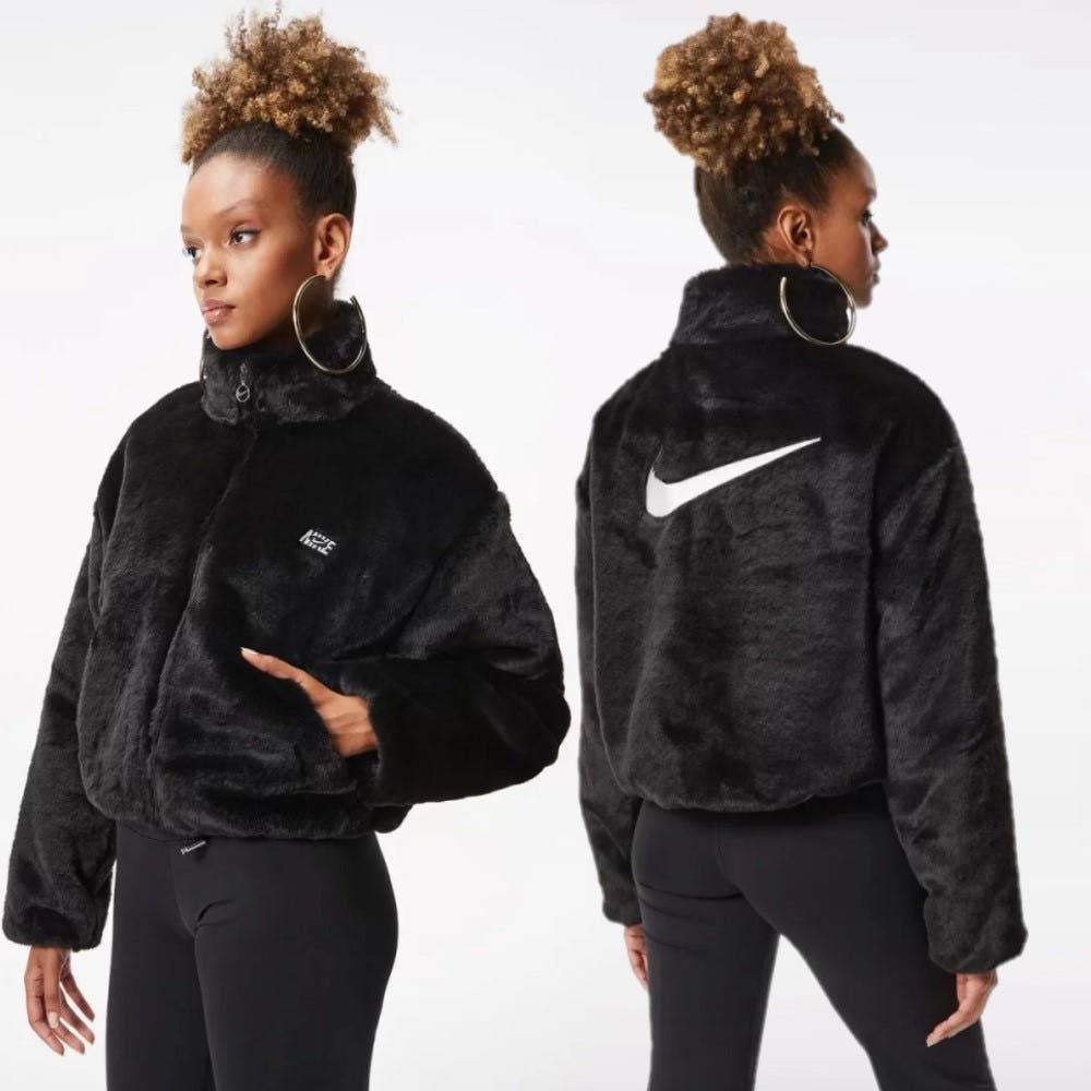 나이키 스포츠웨어 아이콘 클래시 하이넥 인조 퍼 자켓 DV5140-010