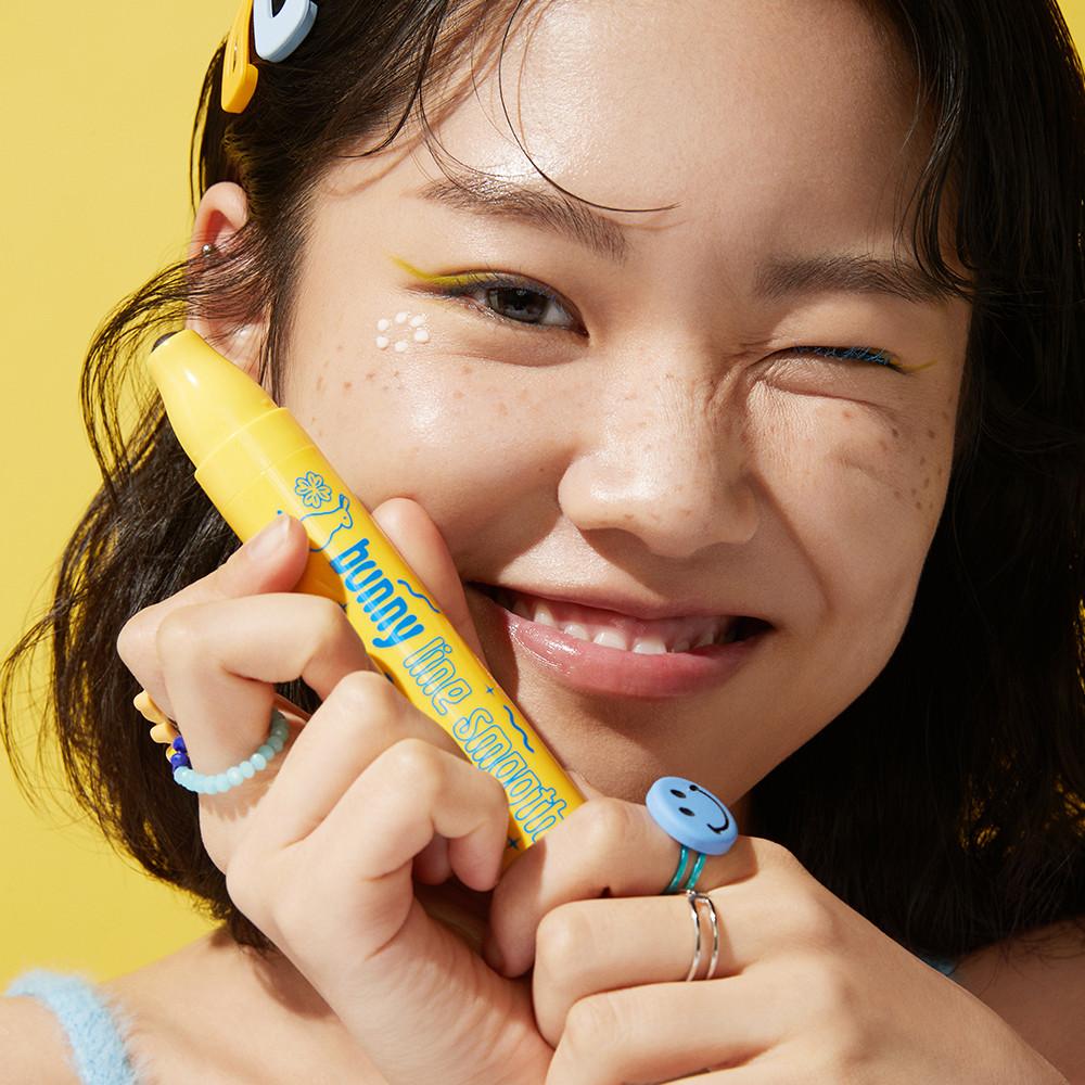 [사전예약][3월중순 출고가능][9만 유투버 유리아pick 눈가형광펜] 체이싱래빗 버니 라인 스무더 / 비건 아이크림 / 어두운 눈밑 주름개선 괄사 15ml