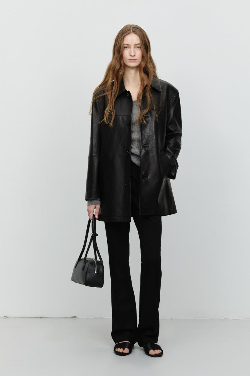 SEMI BOOT-CUT SLIM SLACKS BLACK