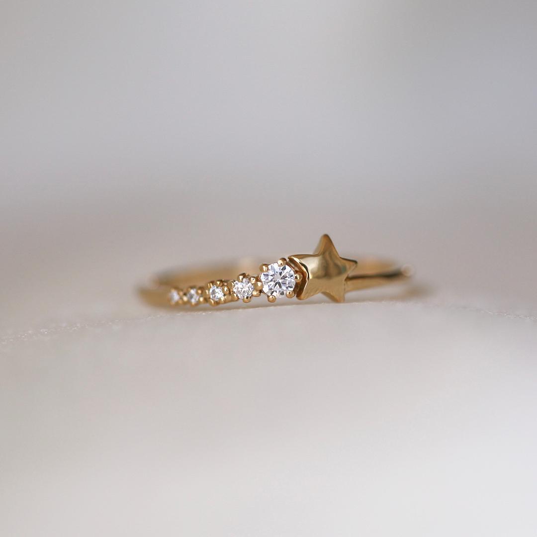 Shooting star ring