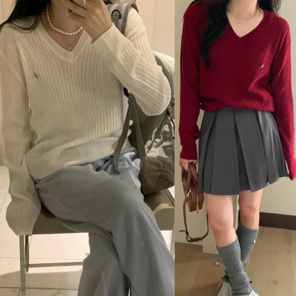 PYT 케이블 브이넥 니트