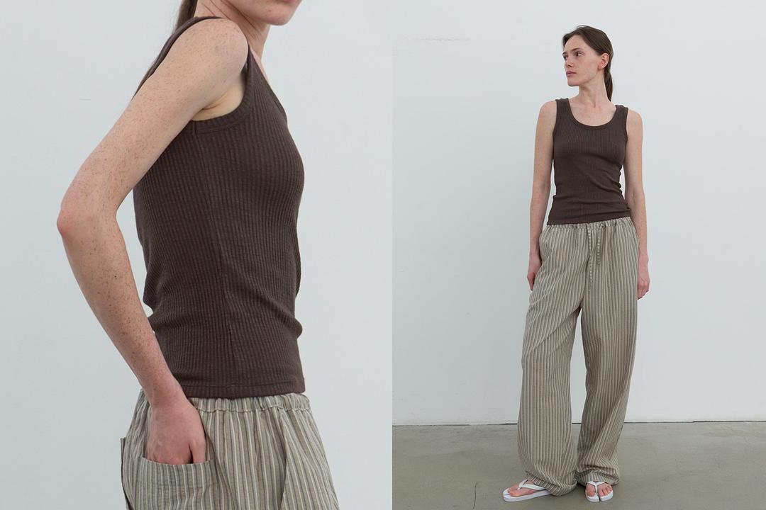 Ribbed u-neck sleeveless (brown)