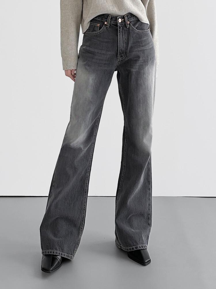 그레이 부츠컷 데님