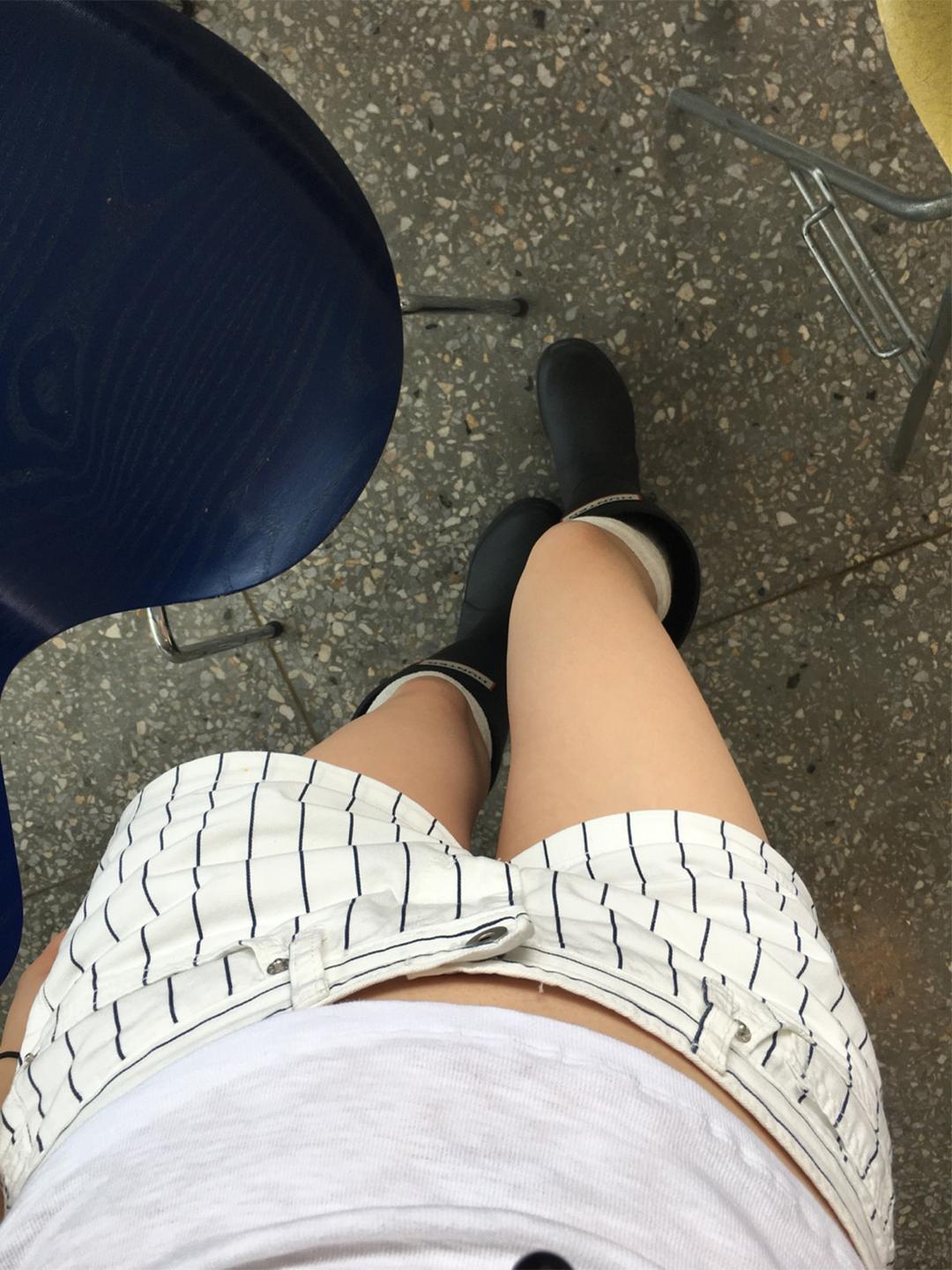 baseball stripe shorts