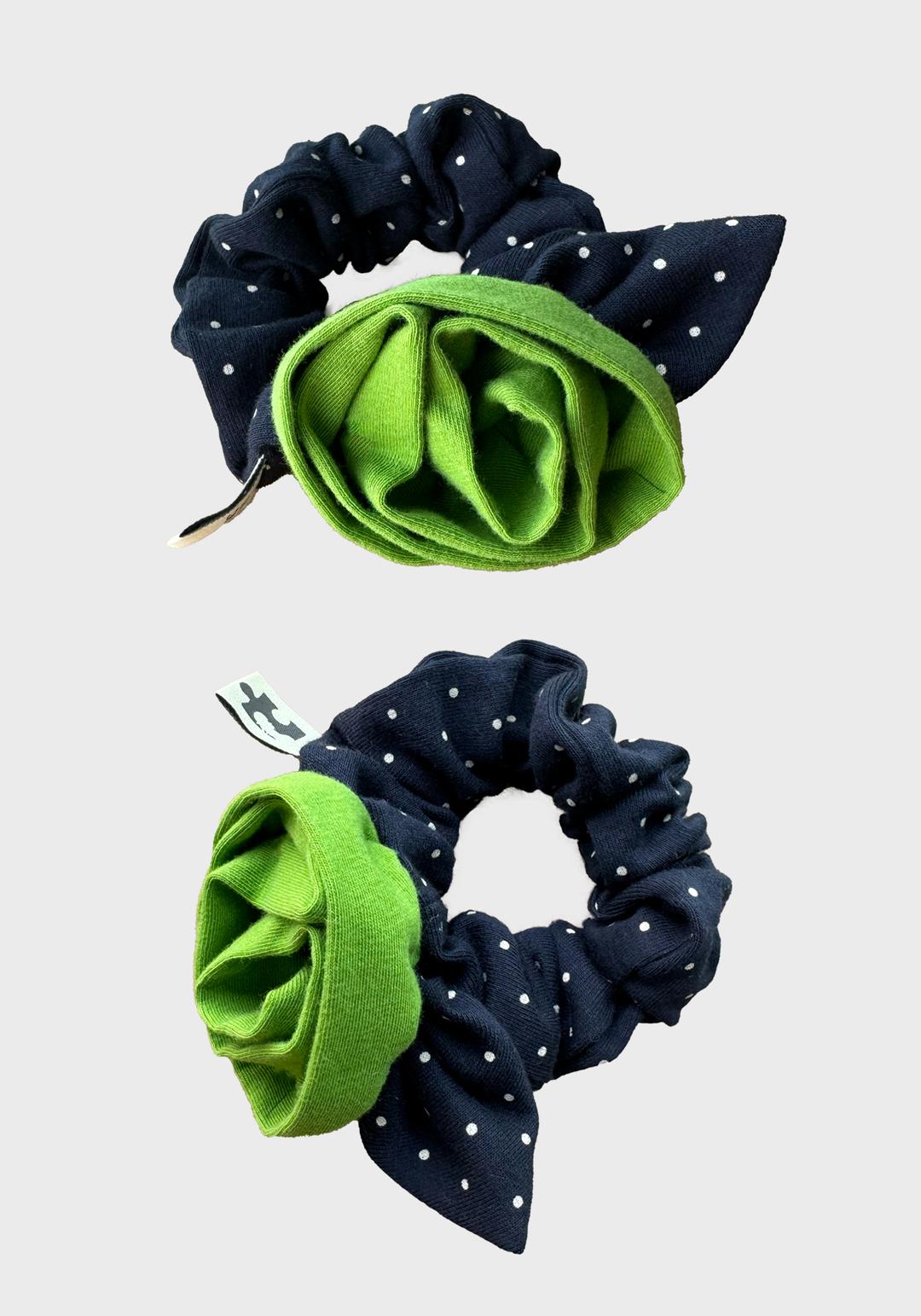DOT ROSE SCRUNCHIE