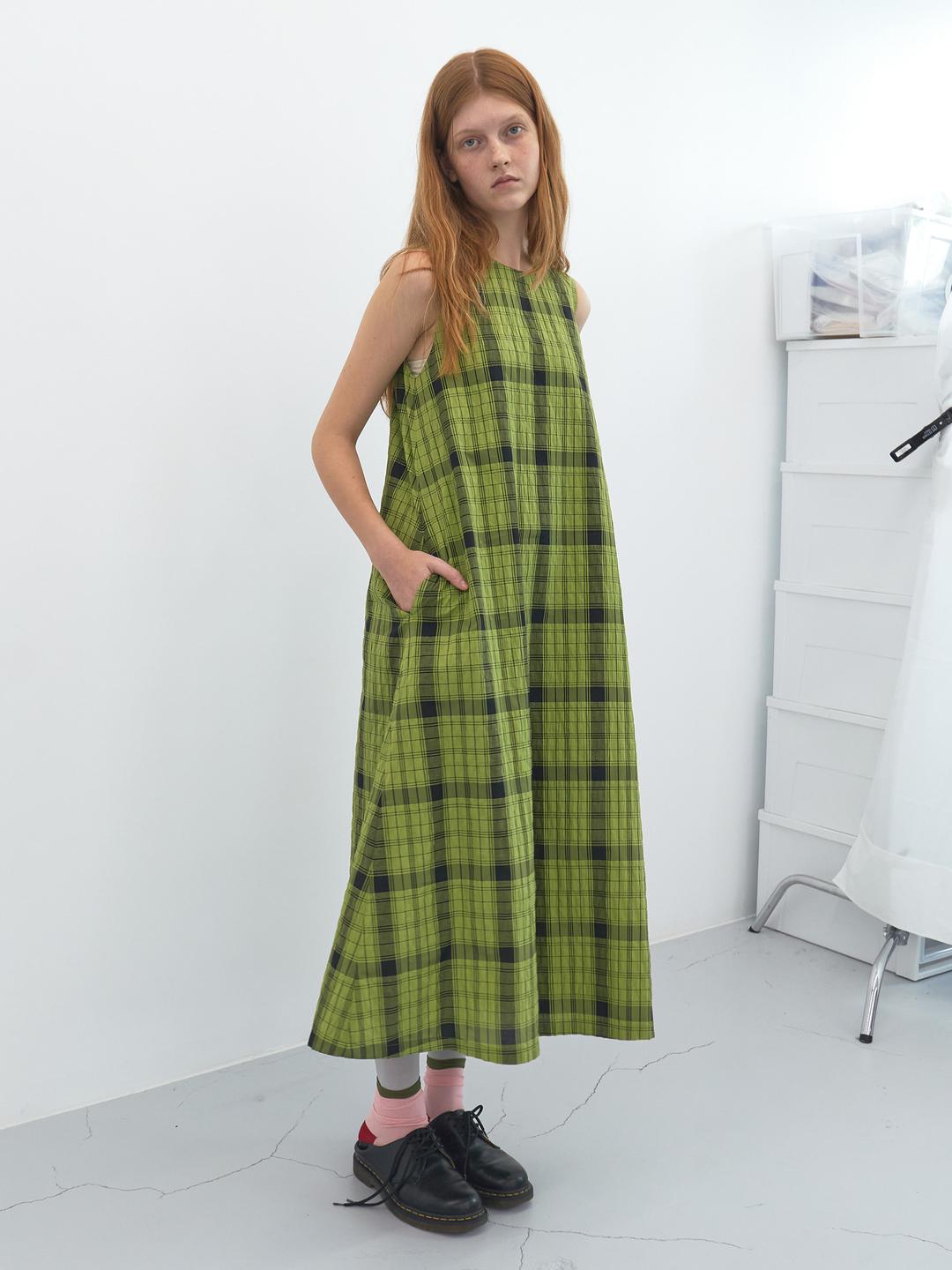 오버 체크 맥시 드레스 (Green)