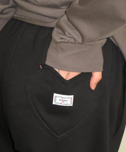 BACK HEART STITCH POCKET SWEAT JOGGER PANTS BLACK
