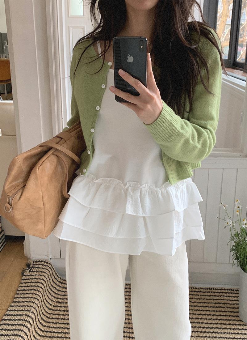 Frill layered sleeveless blouse