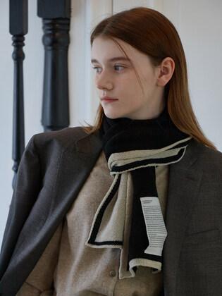[단독]Edge Colored Knit Muffler (Black & Ivory)