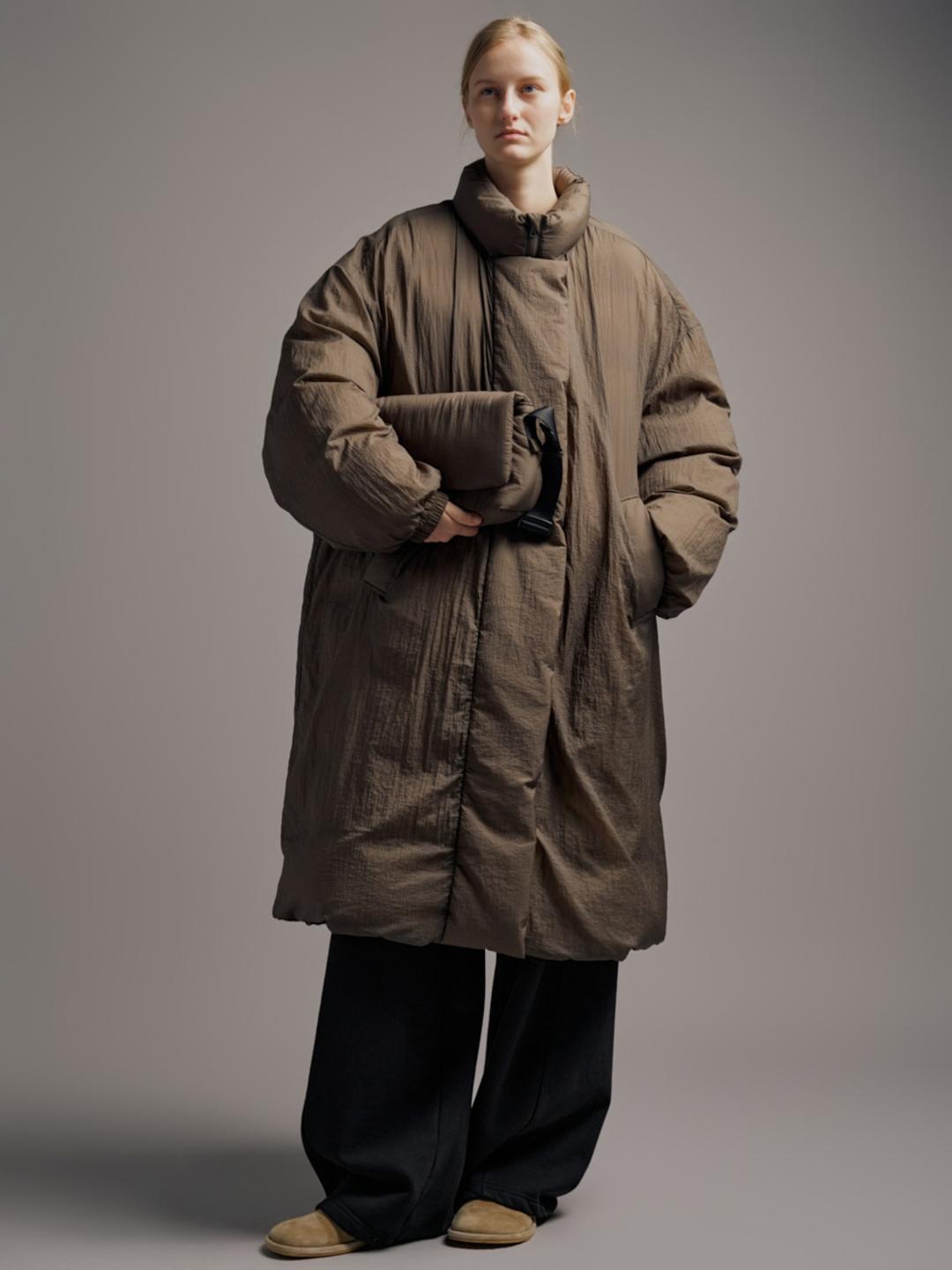 하이넥 구스 다운 코트_brown