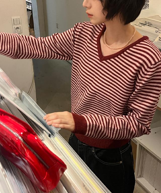 데일리쥬 [카피주의/3만장판매/MADE] 시모네 워셔블 스트라이프 니트 (라운드넥/브이넥)