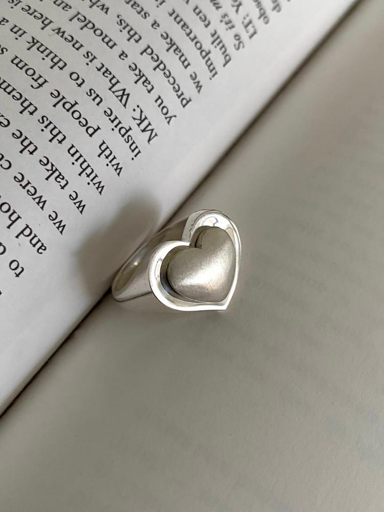 Vintage love ring 빈티지 러브 무광 하트 은반지