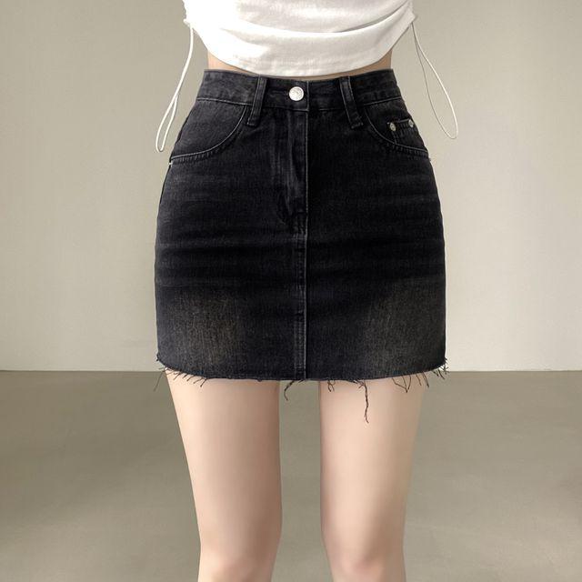 [군살쏙-,탄탄!/핏보장] 색감에 반한, 흑청 하이웨스트 워싱 데님 미니스커트_앤드모어