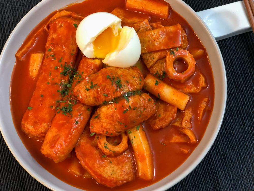 사과떡볶이 - 좋은 재료로 만든 어묵떡볶이 밀키트 반전팩 달콤