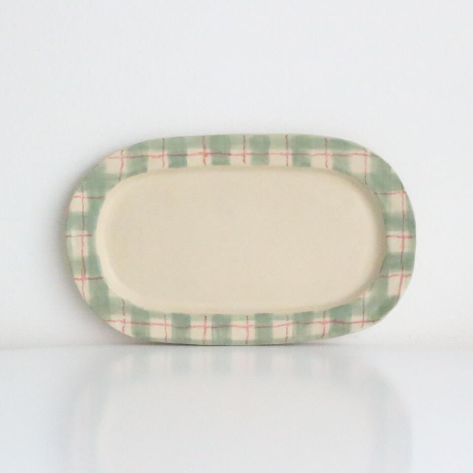 picnic_oval plate