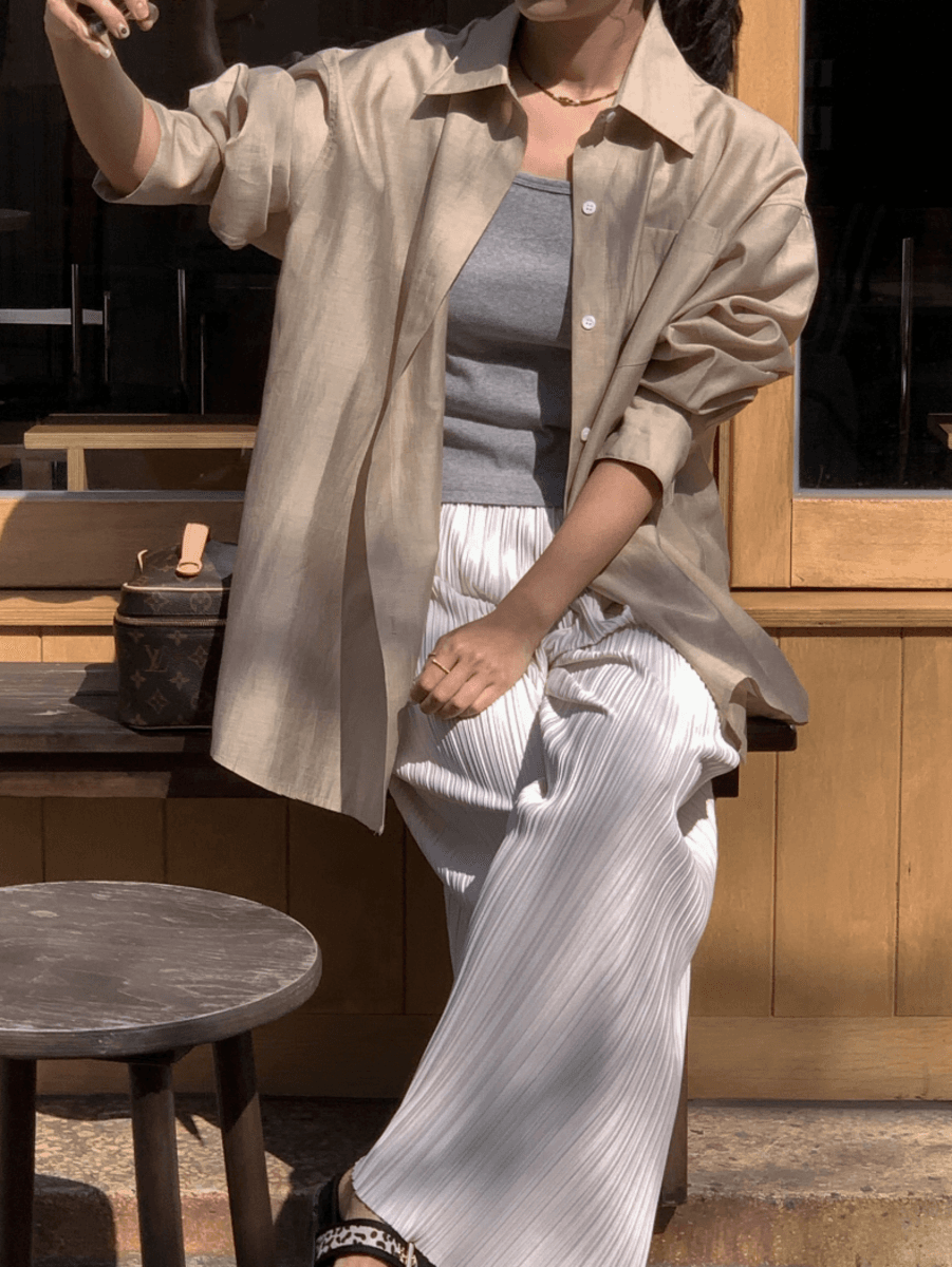 [vonru] poco shirt (2color) -( 프리오더 10-14일 소요)