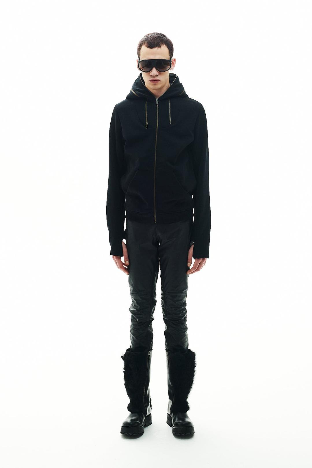 SPORTS HOODIE - BLACK