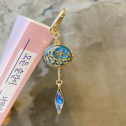 달빛가득한 책갈피