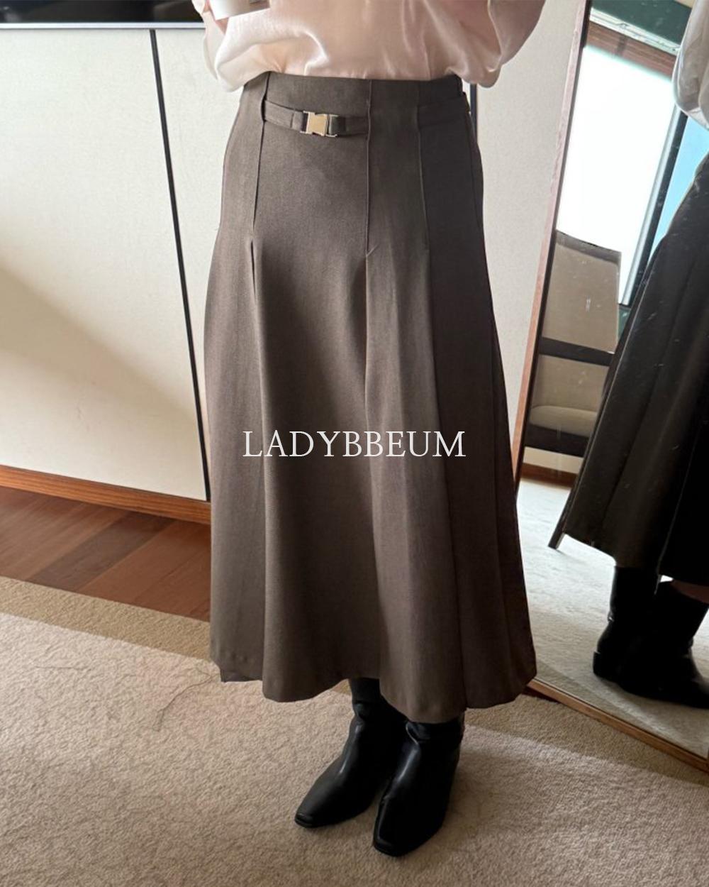 레이디쁨 25FW 브론즈 베르디 주름 스커트 벨트 핀턱 플리츠 롱치마