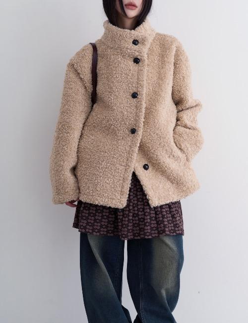 로웨어 cozy dumble half coat