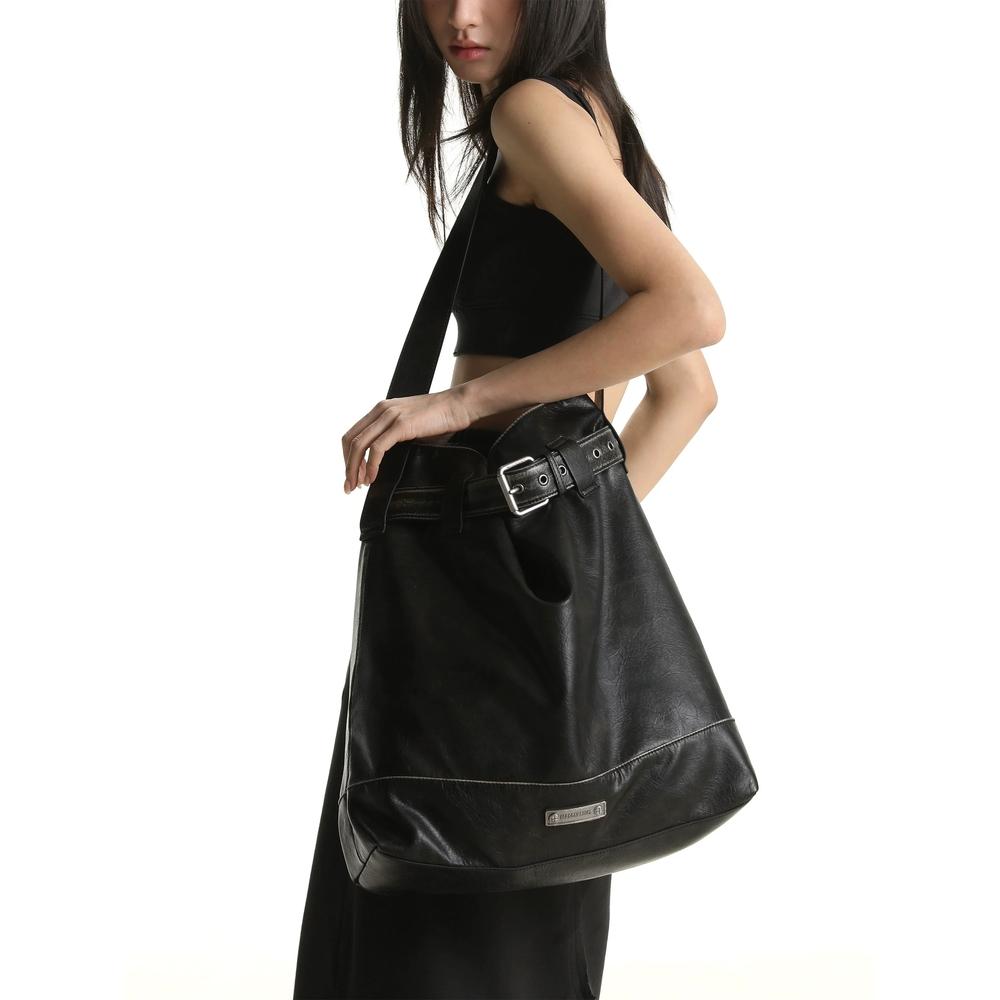 MASONPRINCE 메이슨프린스 소프트 레더 미니멀 블랙 가방 숄더백