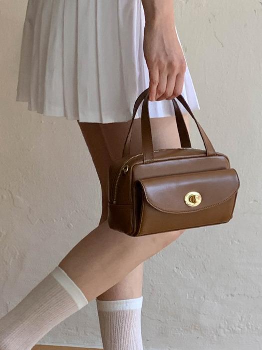 [단독]CAMILLA TOTE BAG (milk brown)