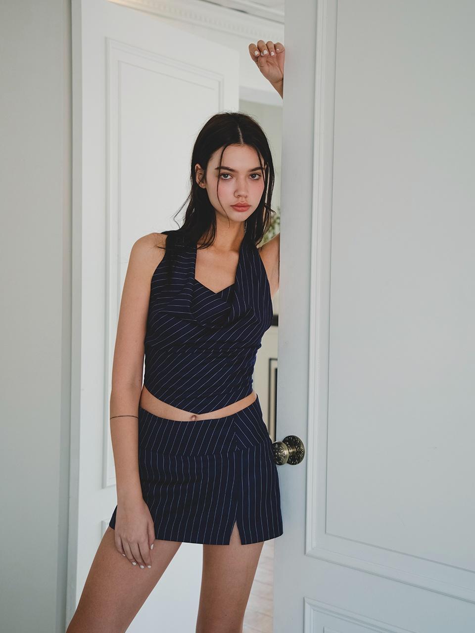 [제니 착용] Draping Halter Top (navy)