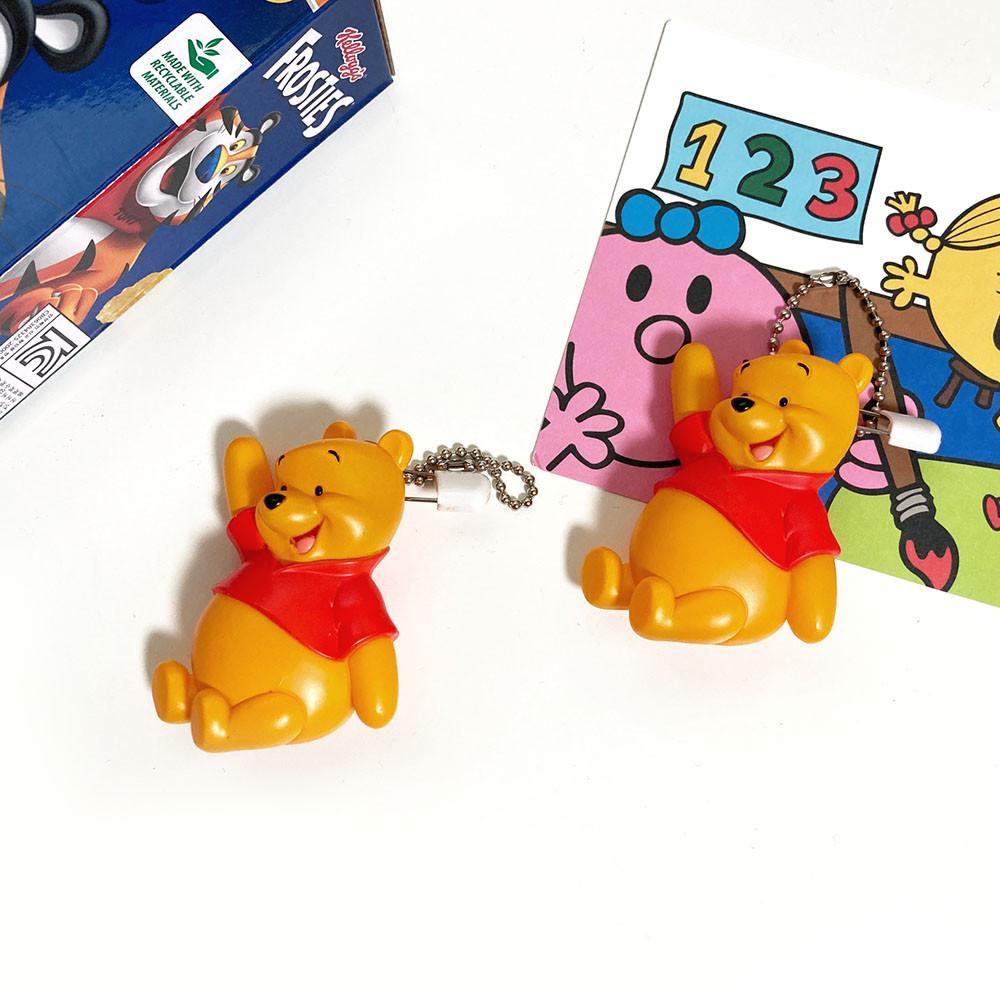 곰돌이 푸우 라이트업 뱃지 키링