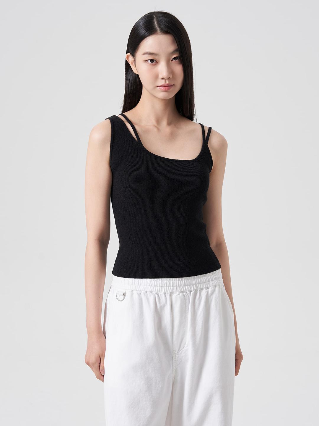 스트랩 디테일 민소매 니트 - 블랙