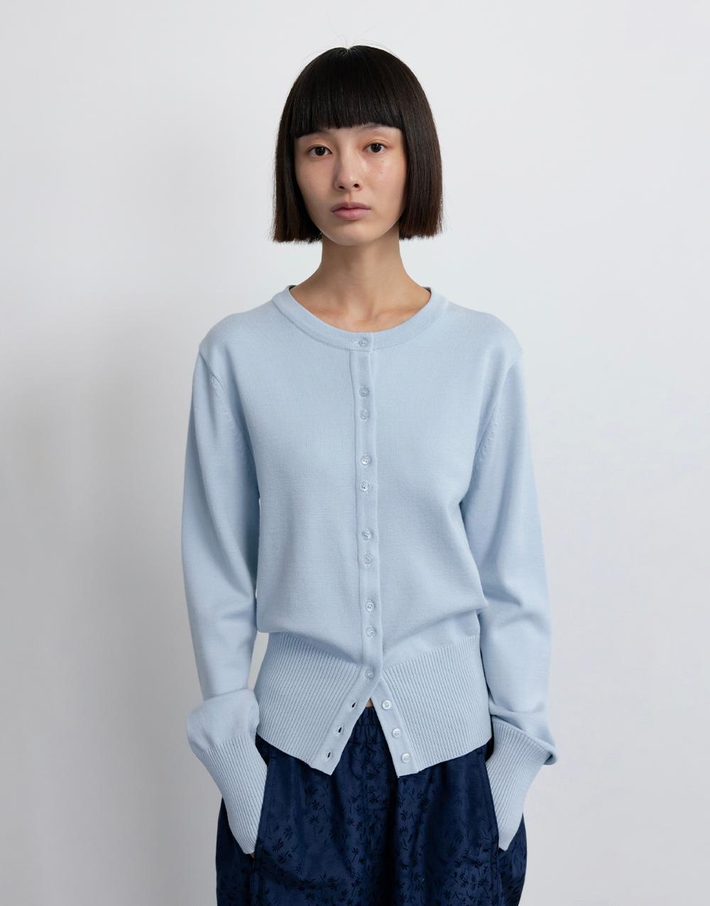 [3/20 예약배송] 25SS BUTTON CARDIGAN / LIGHT BLUE