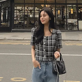[44-120] [1천5백장 돌파✨] 클렛디 체크 트위드 스퀘어넥 세미크롭 자켓