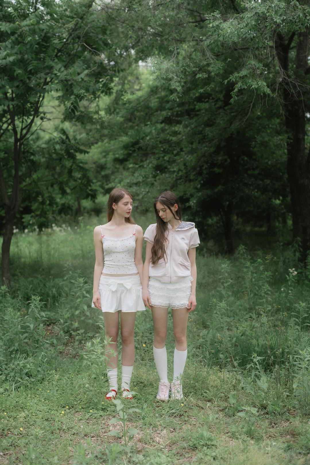 STRAWBERRY RIBBON TOP (RED)