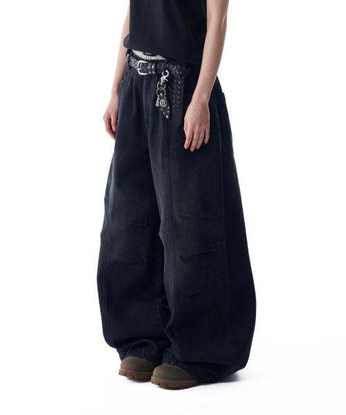 Knee Pin-tuck Washed Denim Pants (Black)