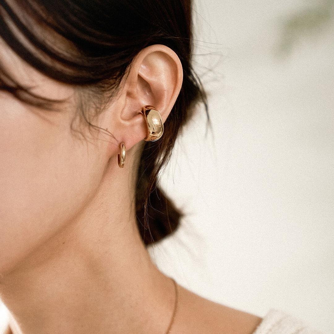 BIG BASIC EARCUFF GOLD / SILVER