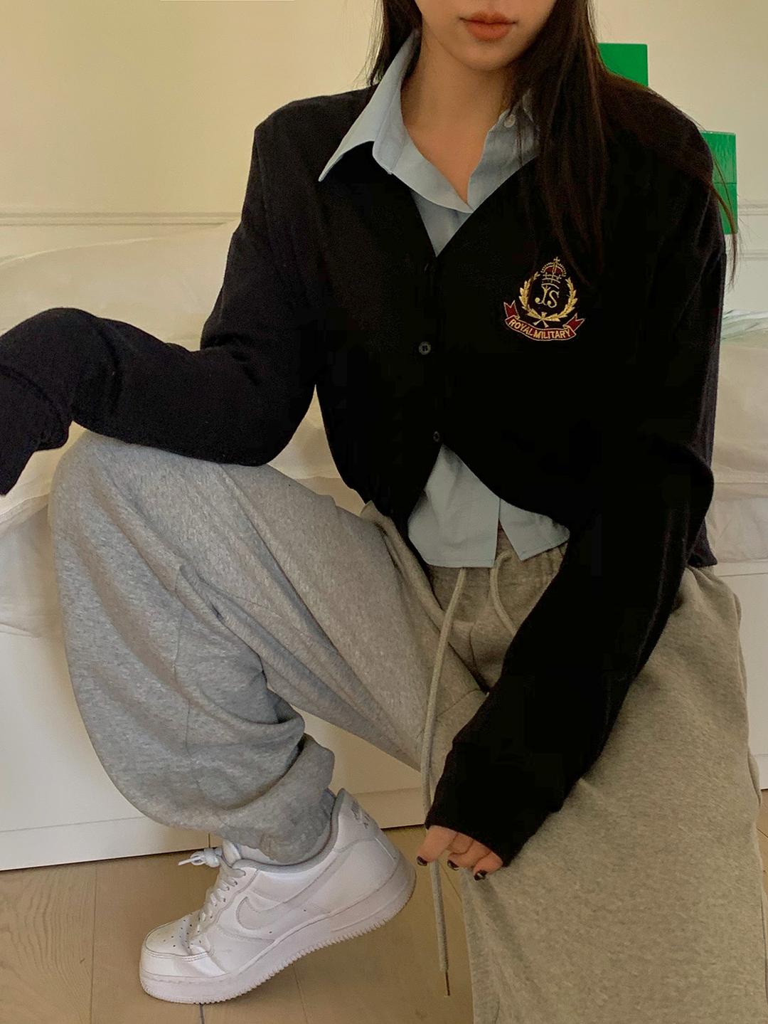 크라운 심볼 가디건 (2color)