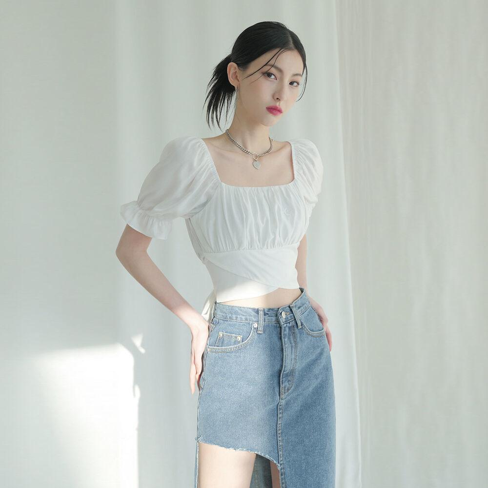 BACK RIBBON SQUARE Short-sleeve BLOUSE WHITE