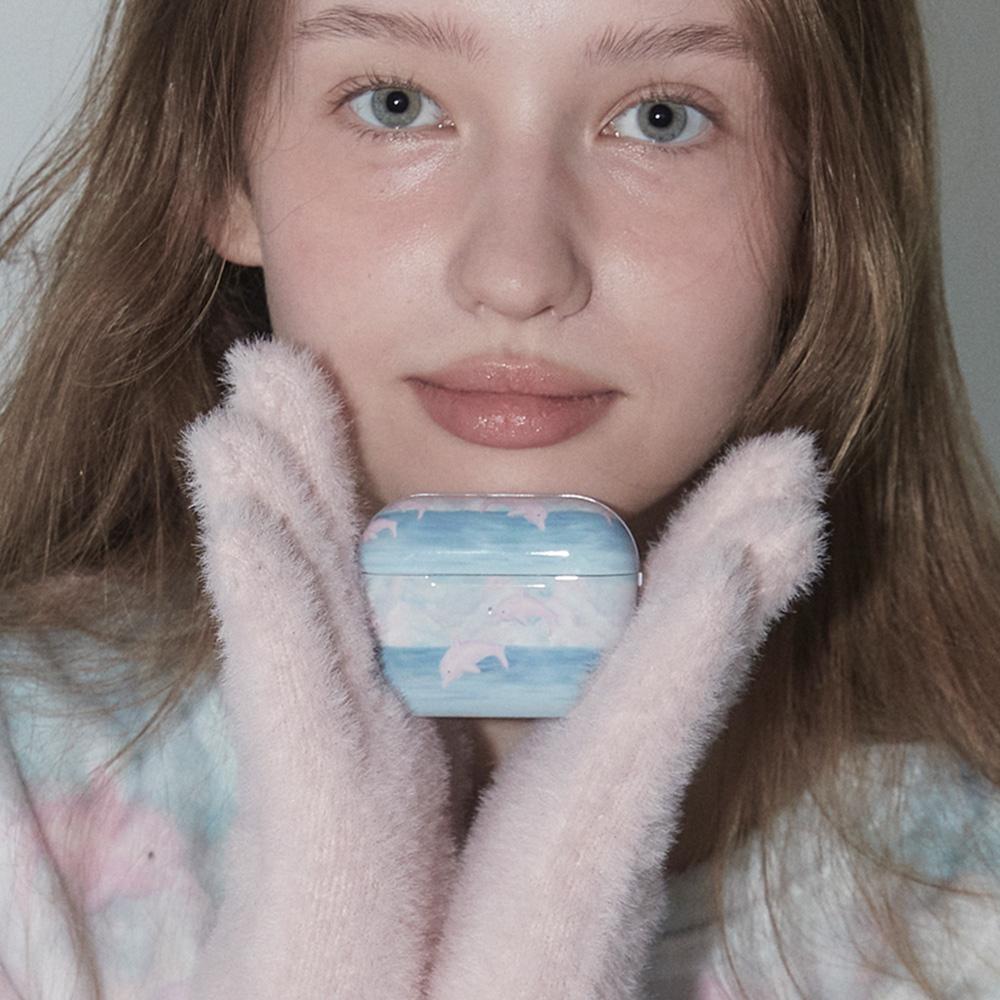 pink dolphin AirPods case (에어팟케이스)