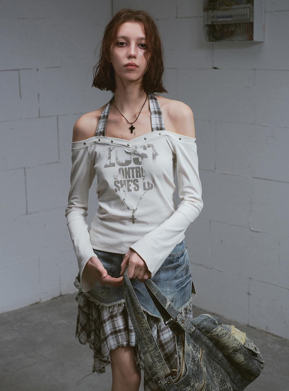 Punk Mood Off-Shoulder Halter Neck T-Shirt (2color)