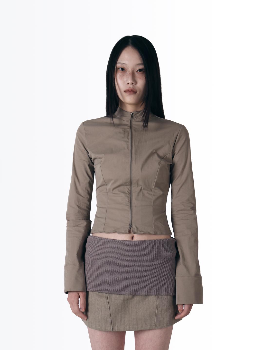 FITTED ZIP UP SHIRT [BEIGE]