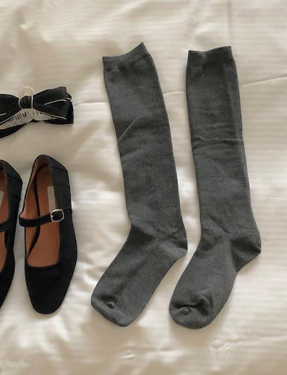 위드윤 무지 코튼 니삭스