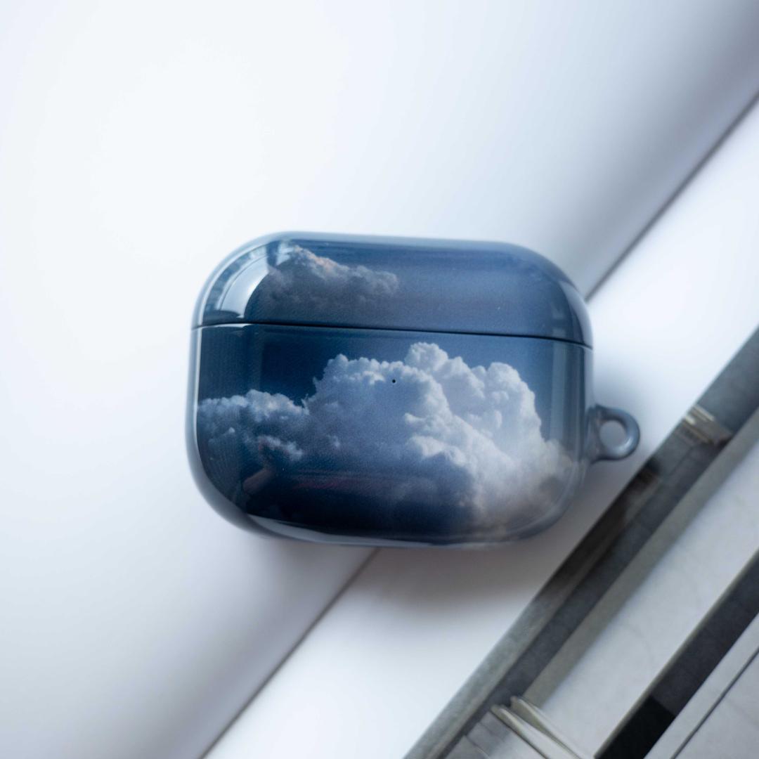 Cloud airpods case