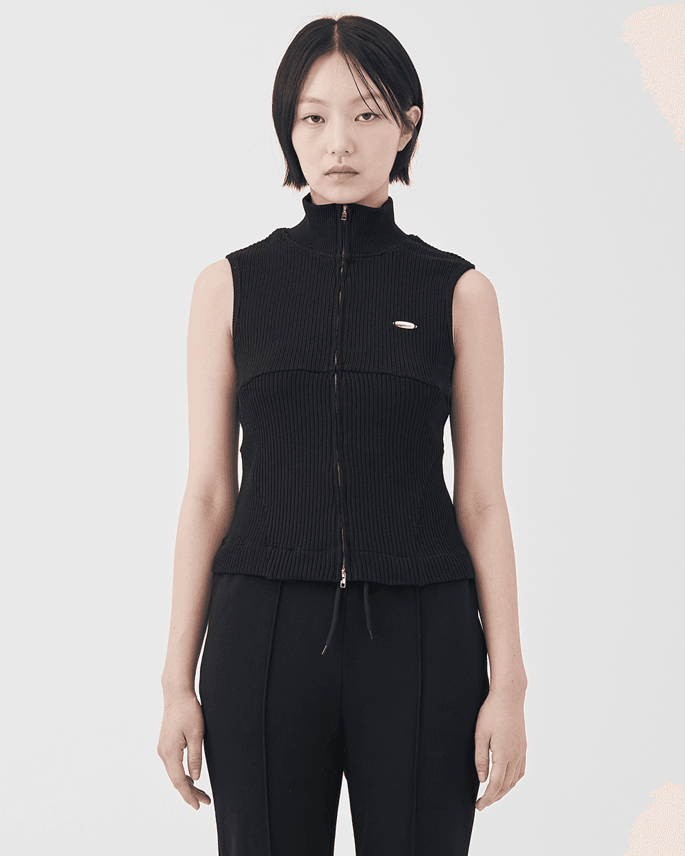 Law Guage Rib Zip Up Sleeveless Black