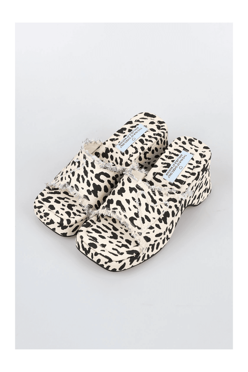 유니크 테슬 멜리 뮬