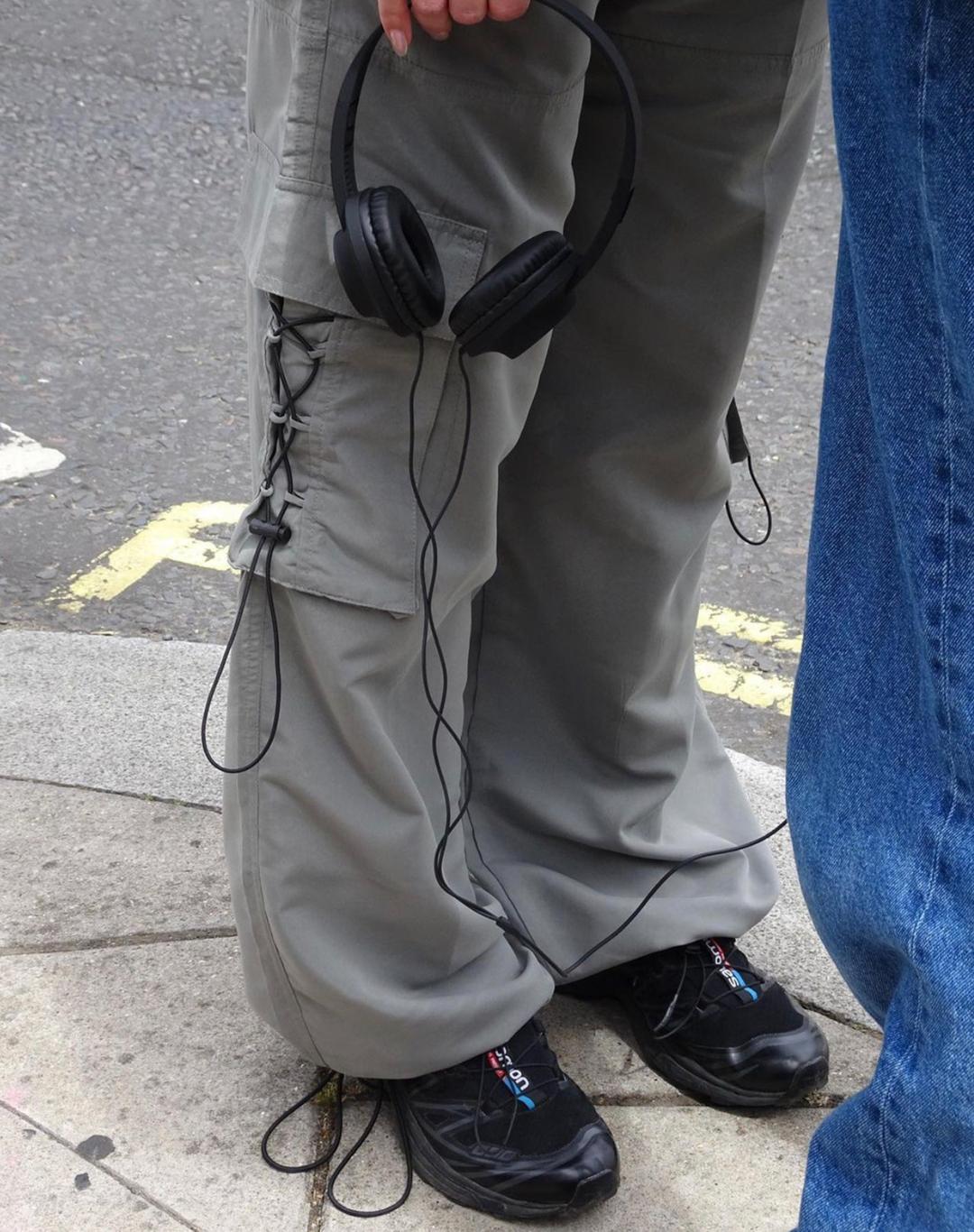 MOTEL X JACQUIE Fabio Wide Leg Cargo Trousers in Grey - XS